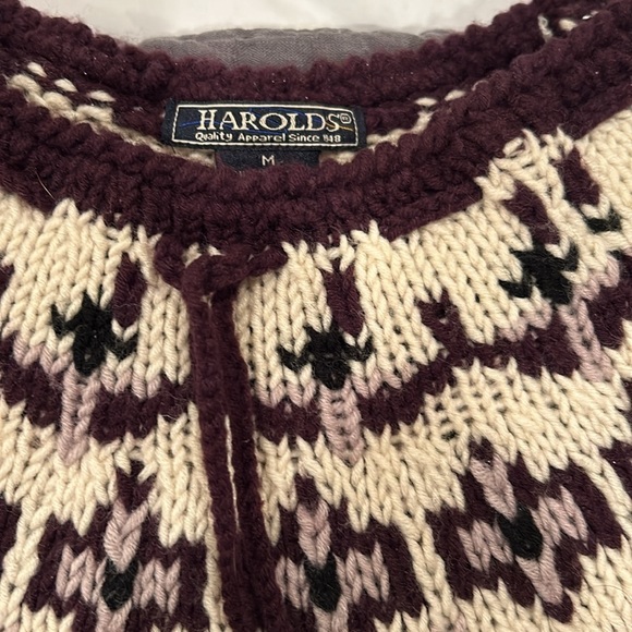 Vintage wool sweater from Harold’s - Picture 2 of 4